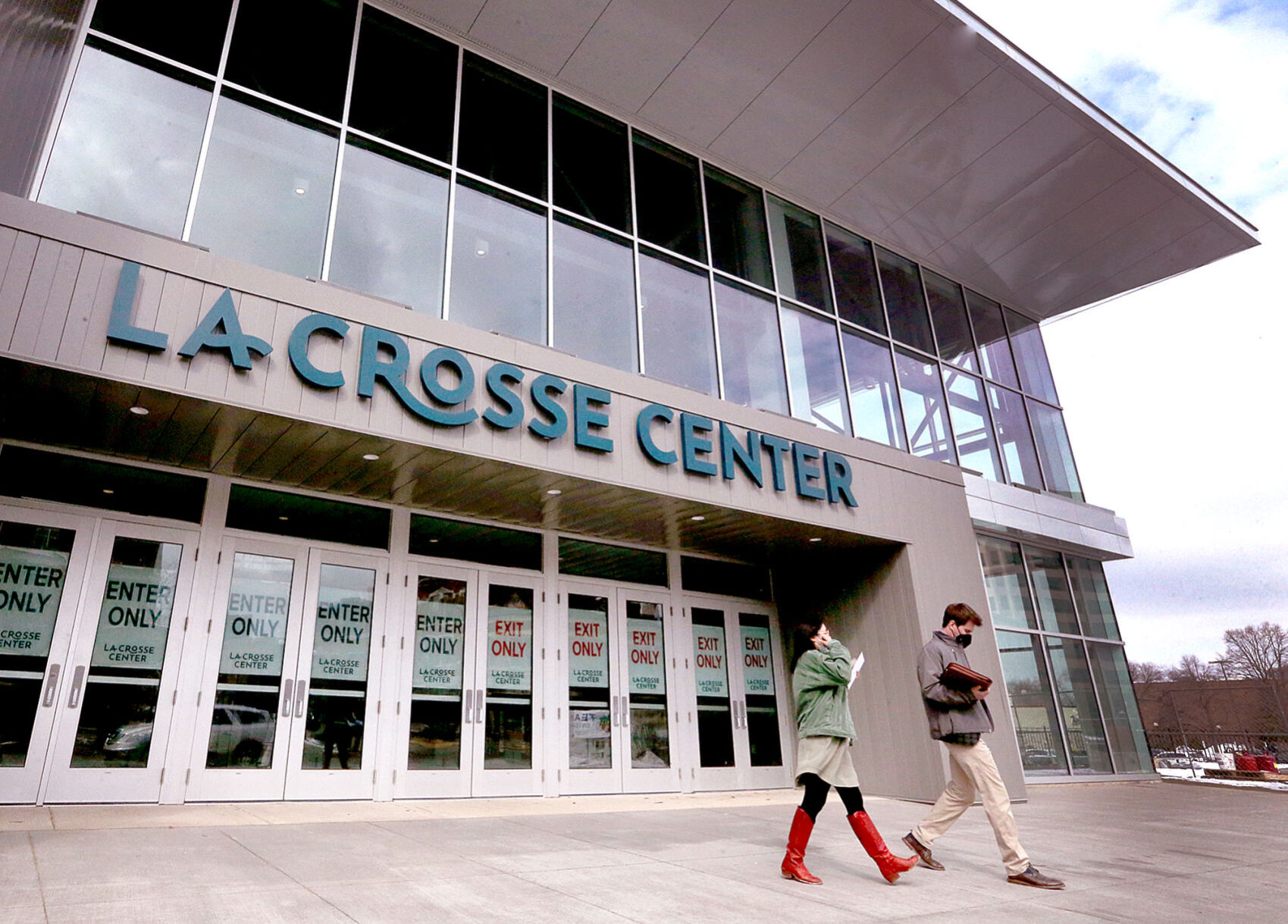 La Crosse Center ceremony